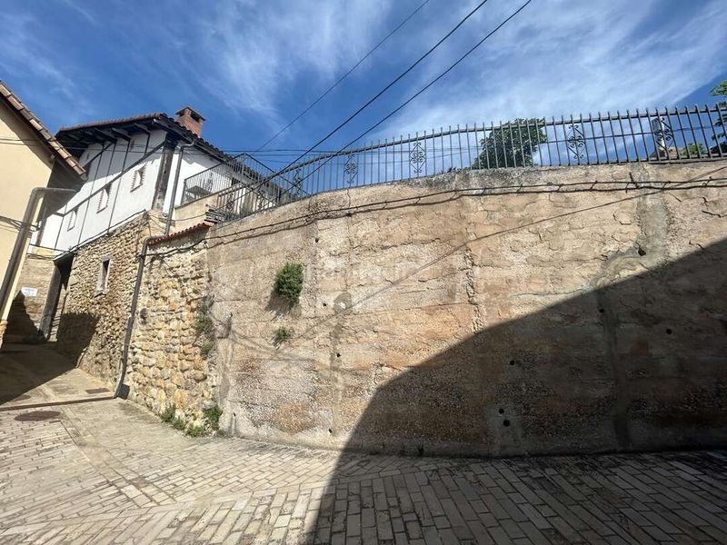 Foto f787a492-8c40-421f-8a1c-35a31b0485fd. Casa amb calefacció a Añana