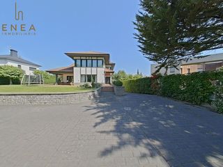 Casa  San prudentzio hiribidea. Chalet de lujo en armentia  vitoriagasteiz