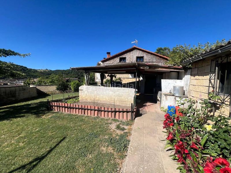 Foto 7a75d298-d706-4c67-ac18-58ff08234f77. Casa amb calefacció aparcament a Añana