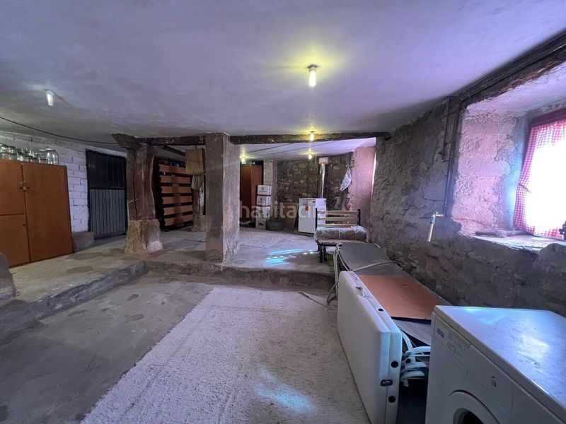 Foto f4adc8aa-7170-470f-b51a-25c94bc0afb0. Casa amb calefacció aparcament a Añana