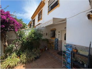 Chalet  Nuevo san garcia ii fase. Chalet adosado en venta en san garcia