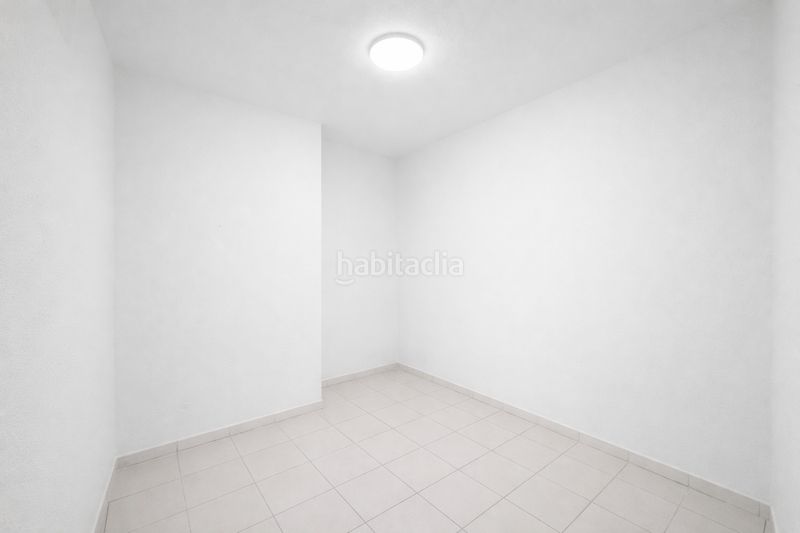 Piso oportunidad de inversión a 300 metros de tirso de molina en Madrid - Imagen 7