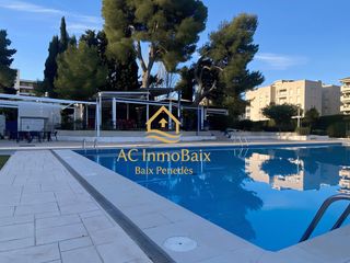 Piccolo appartamento  Passeig marítim de sant joan de déu. Piso reformado en primera línea de mar, recinto cerrado con jard