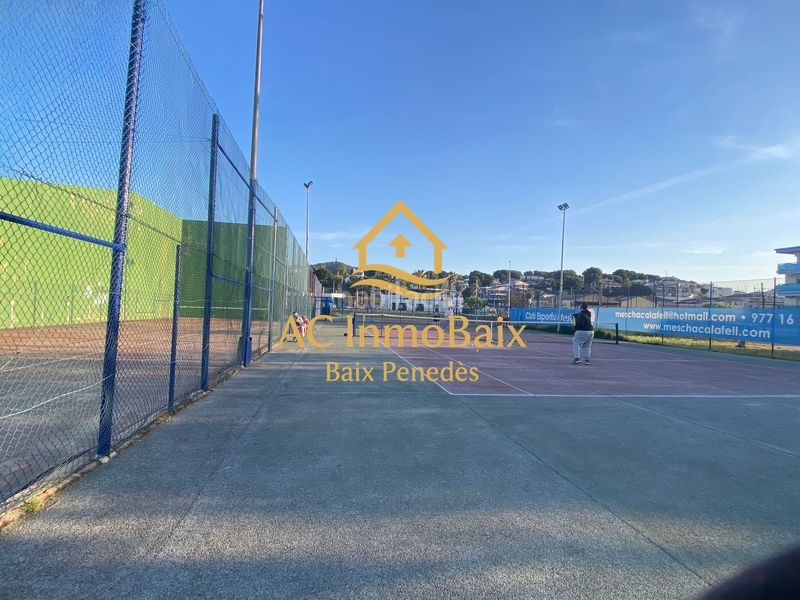 Foto 150cc388-ea5d-4178-9e8c-8e58cdee109e. Apartament amb calefacció piscina a L´Estany Calafell