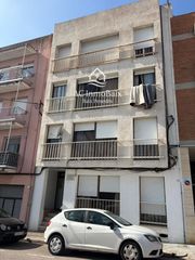 Appartement  Carrer baix penedès. Piso 4 hab en calafell para reformar