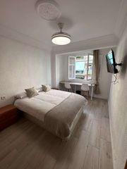 Rent Flat  Carrer margarita salas. Piso de 3 dormitorios con balcón en valencia – listo para entrar