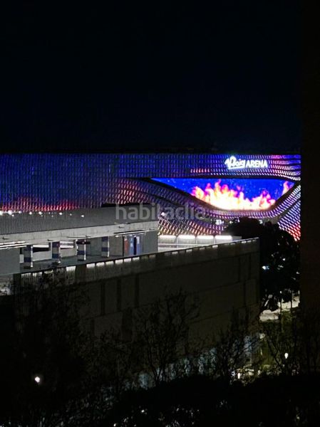 Piso familiar de 4 habitaciones con garaje en excelente ubicación en Valencia - Imagen 15