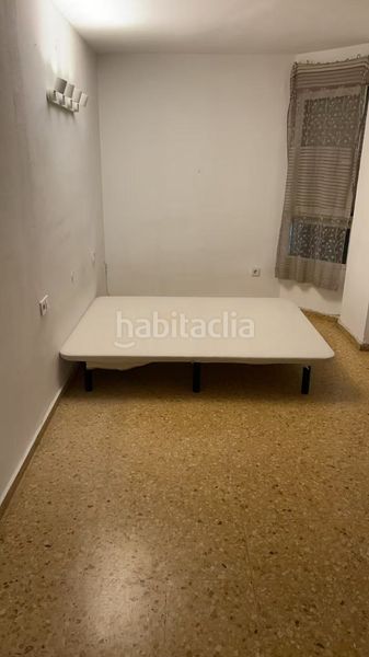 Piso familiar de 4 habitaciones con garaje en excelente ubicación en Valencia - Imagen 13