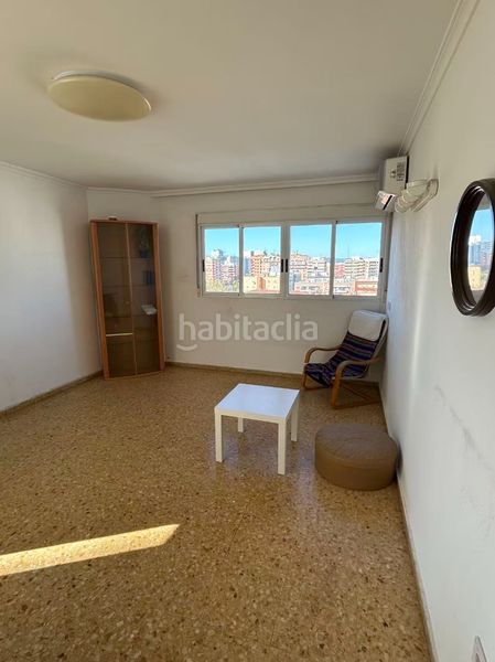 Piso familiar de 4 habitaciones con garaje en excelente ubicación en Valencia - Imagen 5