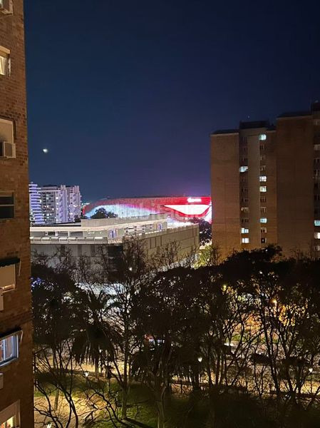 Piso familiar de 4 habitaciones con garaje en excelente ubicación en Valencia - Imagen 21