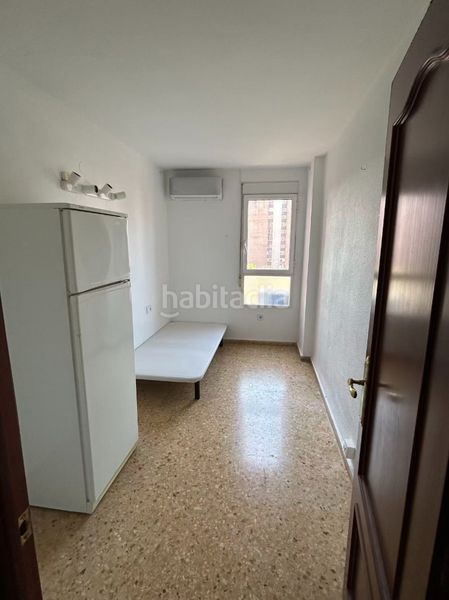 Piso familiar de 4 habitaciones con garaje en excelente ubicación en Valencia - Imagen 20