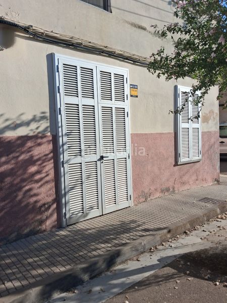 Foto 0a111c70-4067-4d24-ba03-f2e562752709. Casa amb xemeneia aparcament a Manacor centre Manacor