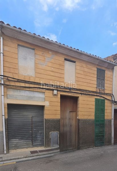 Foto 4dc8a60f-2a5a-4a72-ab17-fcae6d7af60c. Casa amb xemeneia aparcament a Manacor centre Manacor