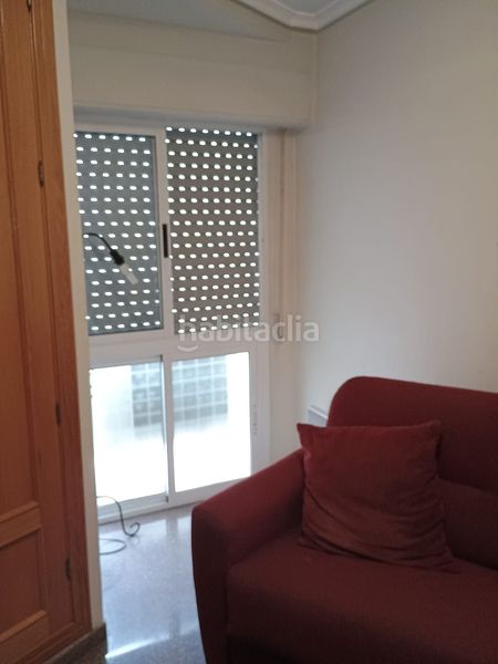 Foto 98b31497-0240-4de5-af9e-a07d12932ec4. Flat with heating in Eixample Alcoi