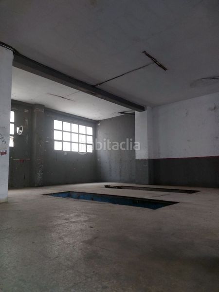 Foto dd0382bc-79f3-488a-8fa0-966a417e348e. Local comercial a Zona Nord Alcoi