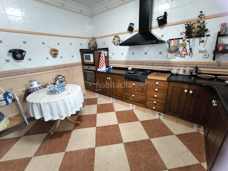 Foto 73ac1235-cad9-462e-8619-6b3d9c332cd8. Casa amb calefacció a Batoi Alcoi