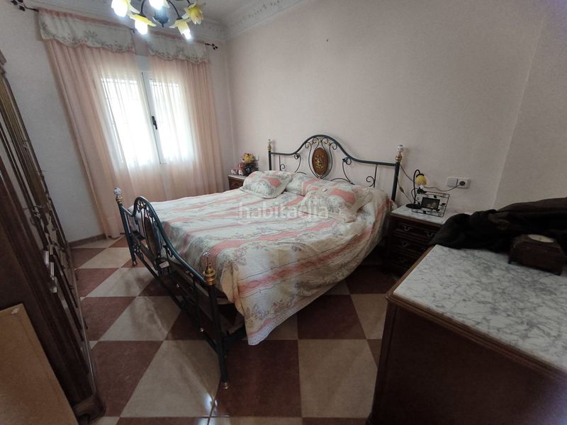 Foto deb01d45-a4aa-42a8-9baf-369e3982d438. Casa amb calefacció a Batoi Alcoi