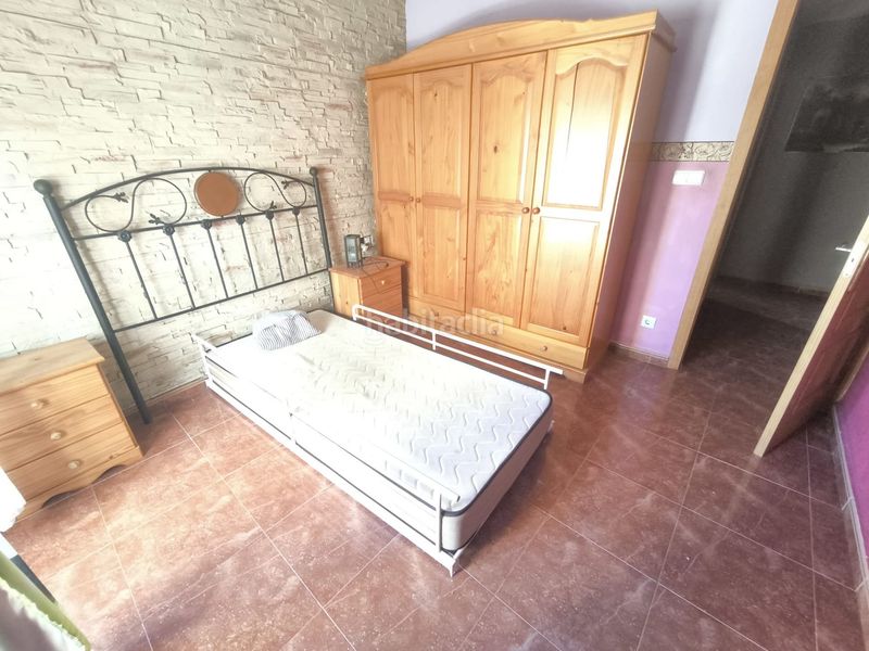 Foto a0ec3fee-f091-4eba-b67b-3d918d634805. Pis a Cocentaina