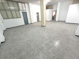 Local Comercial a Zona Nord. Local comercial en venta en alcoy