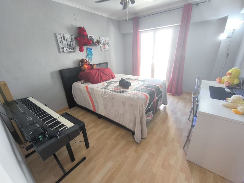 Foto 34b9a124-c9ba-4ffa-aece-4ca7d262f0d1. Pis a Zona Nord Alcoi