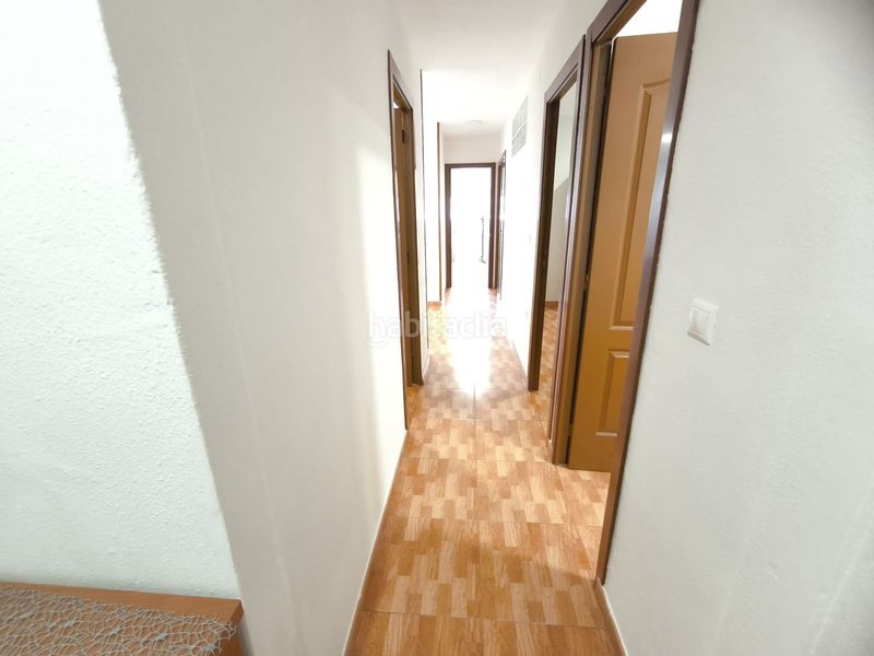 Foto 7abe18ea-a281-4b2d-95d3-5c9fa792712a. Rent flat in Eixample Alcoi