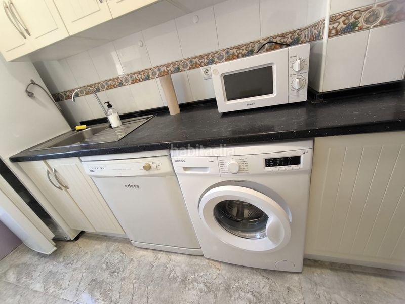 Foto c8fcffbb-abf7-494d-863d-ce98fe944ece. Rent flat in Eixample Alcoi