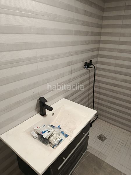 Foto d34856a8-e25d-435e-9f73-e43688f9506a. Casa adossada a Cocentaina