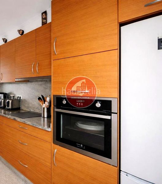 Foto 30994a06-81d7-4f68-b29c-94420f77aac1. Pis amb aparcament a Teis Vigo