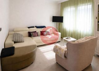 Lloguer Pis  R�a javier puig llamas. Piso luminoso en el centro solo funcionarios