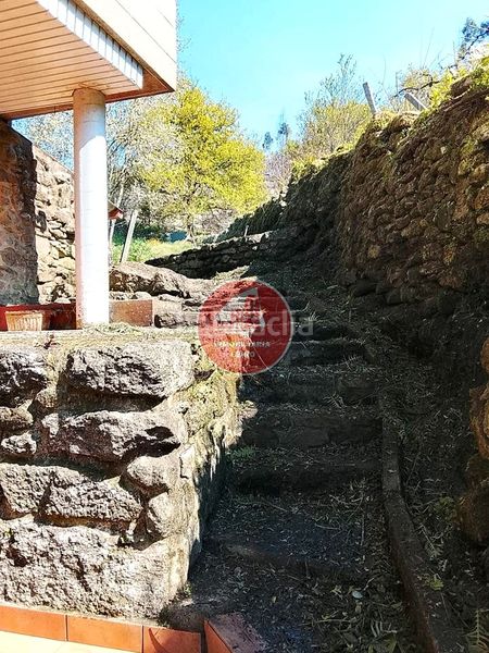 Foto 7a0592a8-e996-4fa4-bdd0-5ceb05c59a94. Casa a Cotobade