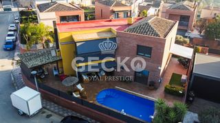 Haus  Carrer de la rioja. Exclusiva villa con licencia tur�stica en la soleia, lloret de m