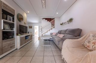 Maison jumelée  Carrer riu corb. Casa en venta en tarragona