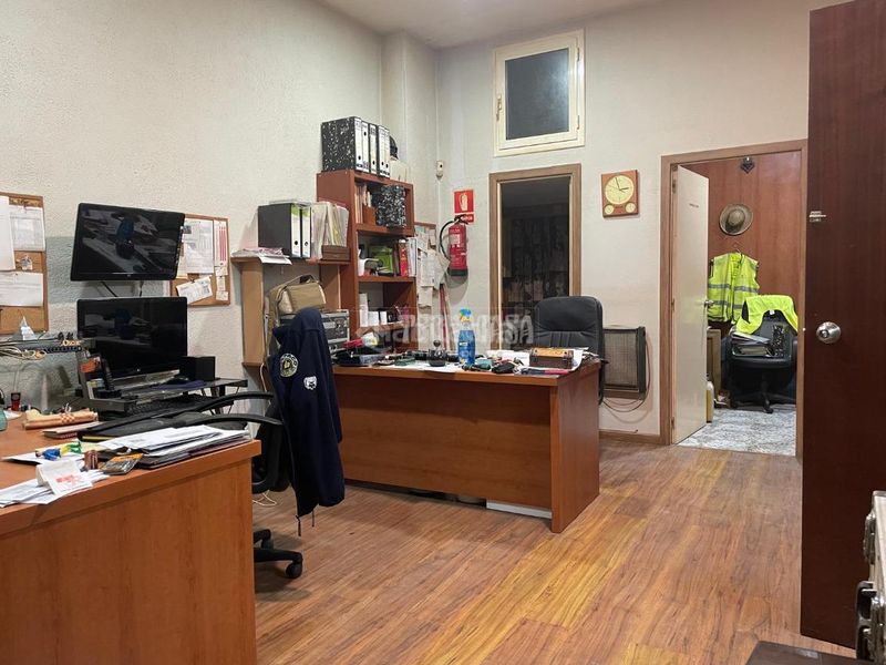 Foto d4a1b622-f593-4f5f-8ce9-1c76b00ef79a. Local comercial a Canonja (la)