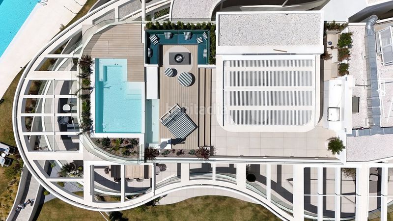 Foto 0afc9d2e-fc0d-4718-a95b-e5d448d9bc0b. Apartament amb piscina a Divina Pastora Marbella