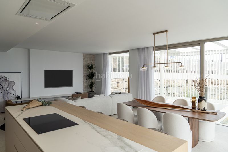 Foto 4fd45dab-ee95-4f87-8c1c-7e58305579ee. Apartament amb piscina a Divina Pastora Marbella