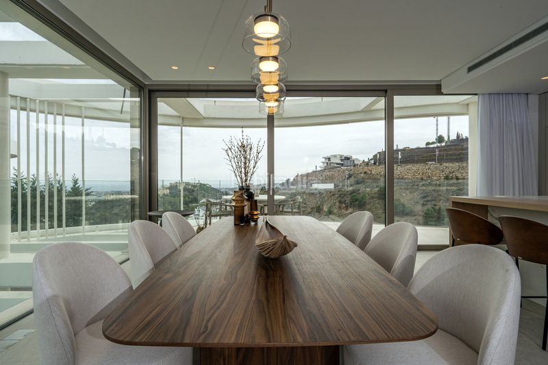 Foto 58fd147d-a84f-430c-b1a6-c9e3e6ac9129. Apartament amb piscina a Divina Pastora Marbella