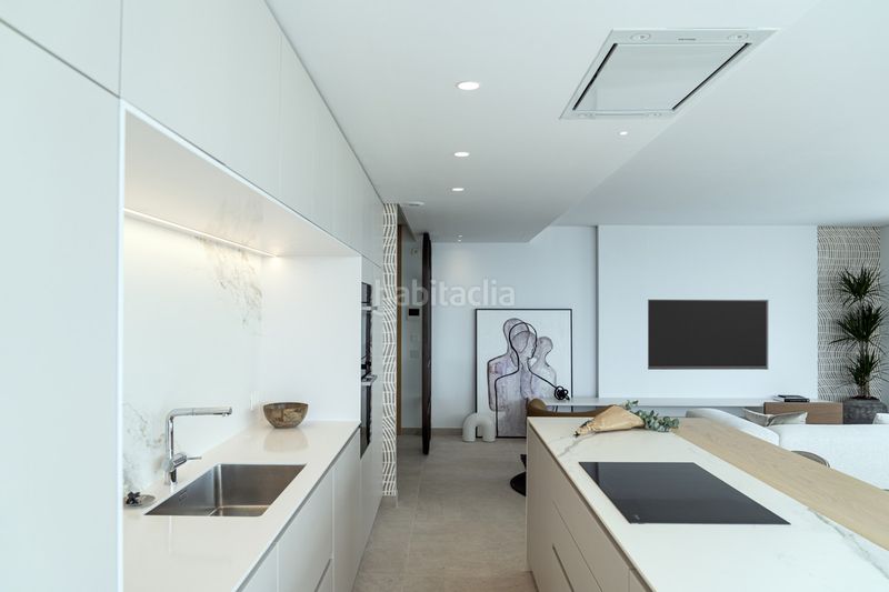 Foto c008e621-9aa4-4df9-9977-b327635ff3f6. Apartament amb piscina a Divina Pastora Marbella