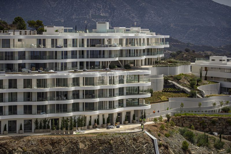 Foto f9a76689-075f-46a3-98c0-b203294f40b1. Apartament amb piscina a Divina Pastora Marbella