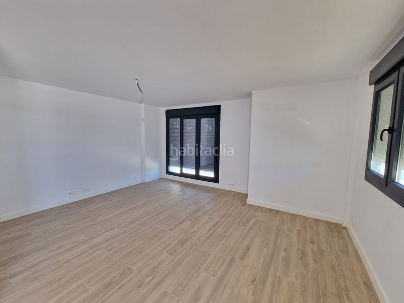 Foto 49949c70-1a25-4390-9110-c0fdcfa79591. Casa adossada amb piscina a Manilva pueblo Manilva