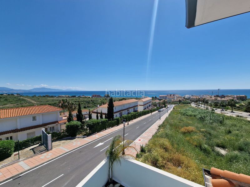 Foto 84d233f8-2bbe-4d92-8227-acee8bfbe766. Casa adossada amb piscina a Manilva pueblo Manilva