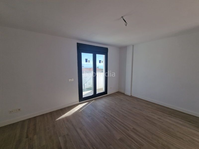 Foto 8af74cd2-b65f-4655-b41b-6e3f19cd5f23. Casa adossada amb piscina a Manilva pueblo Manilva