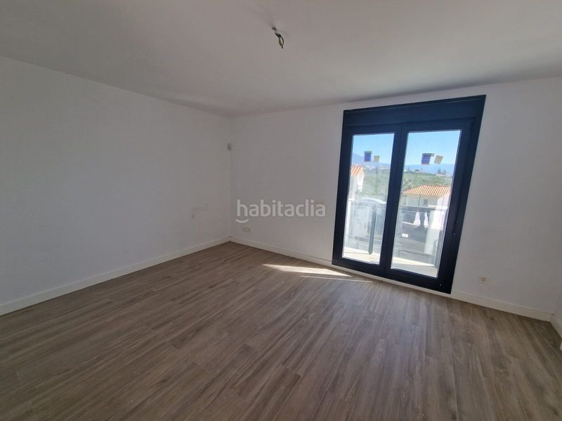 Foto caa0ebbc-587c-466c-b248-e5065958e0dd. Casa adossada amb piscina a Manilva pueblo Manilva