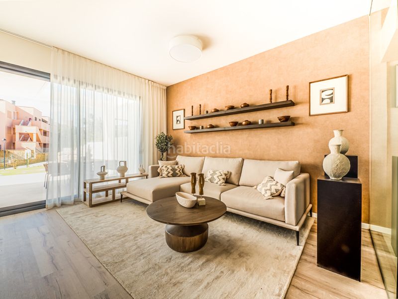 Foto 8f1d7cf1-b791-4637-9057-20b9f8c74433. Casa adossada amb piscina a Manilva pueblo Manilva