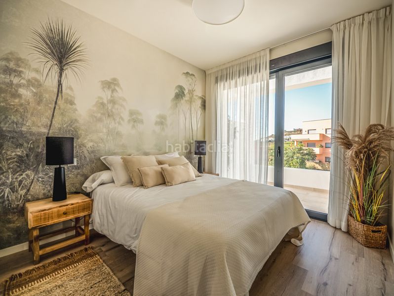 Foto b83c23da-8a79-4e64-ad66-e58ba63cdcd8. Casa adossada amb piscina a Manilva pueblo Manilva