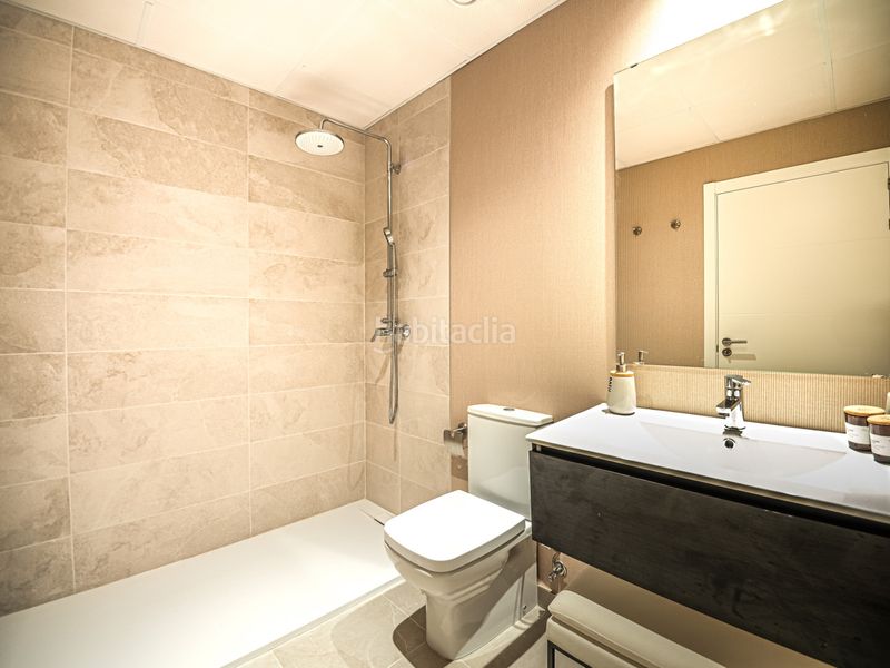 Foto e0d48825-4f0d-473a-afb2-6c8ef5d6f9c5. Casa adossada amb piscina a Manilva pueblo Manilva