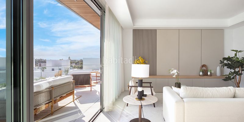 Foto 2314fa97-e6a9-4e85-bf06-aa12e464fa4d. Apartament amb piscina a Divina Pastora Marbella