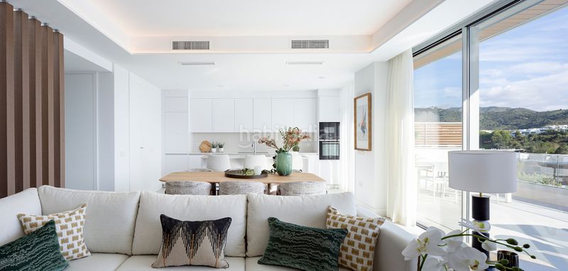 Foto 6cb74073-f0c0-4920-8396-dea444cc290f. Apartament amb piscina a Divina Pastora Marbella