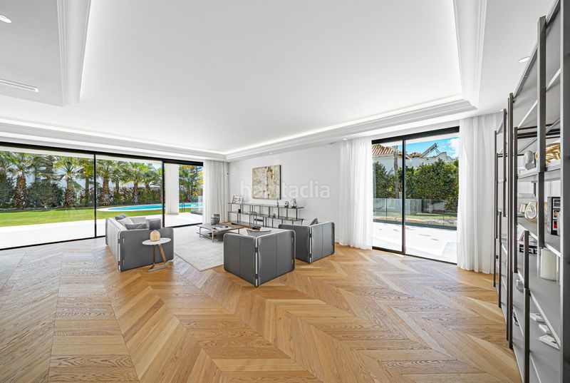 Foto 2288f25f-216c-4ba8-b831-695d82f4fe32. Xalet amb piscina a Divina Pastora Marbella