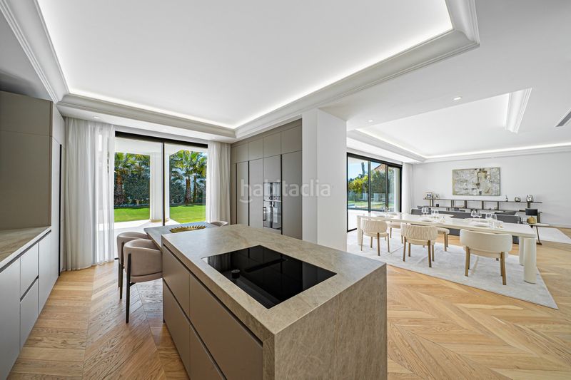 Foto ea5a7752-ca0c-4238-9455-b071f6f065d4. Xalet amb piscina a Divina Pastora Marbella