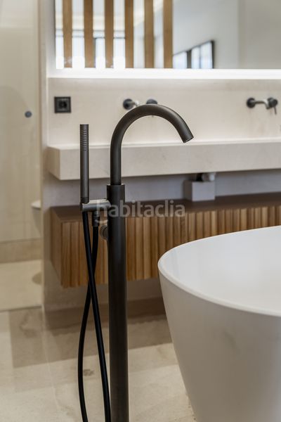 Foto 56fc5d77-3764-478a-8a5e-86f874051bc9. Apartament amb aparcament piscina a Divina Pastora Marbella